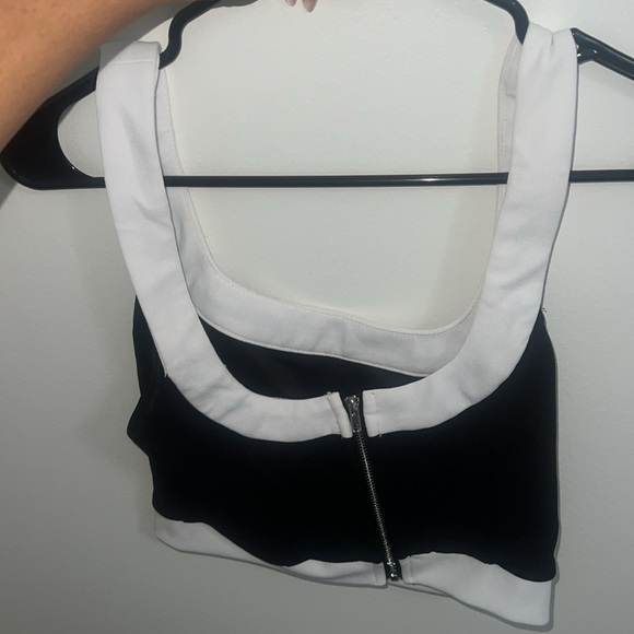 Black and white skirt top set - Picture 4 of 13